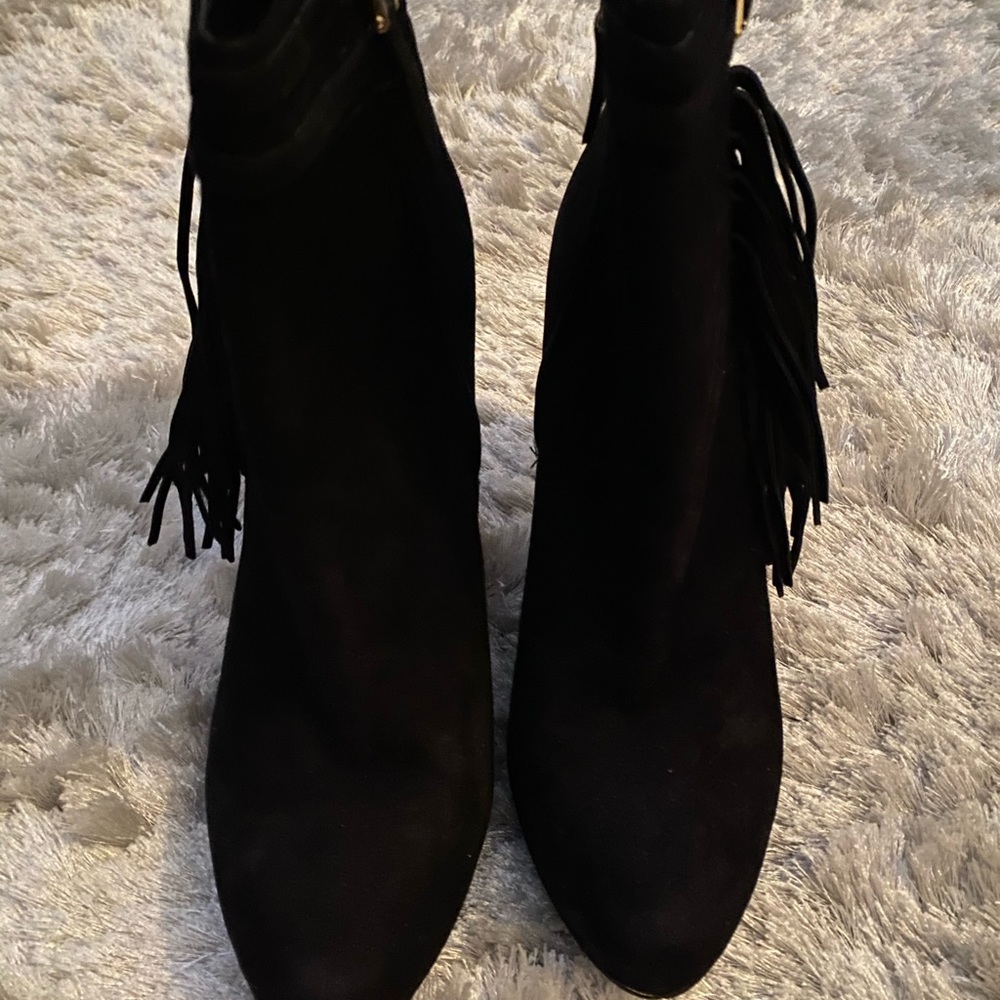 Sam Edelman Keegan fringe ankle booties